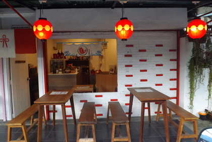お店の外観